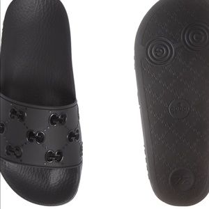 Gucci Slides Authentic